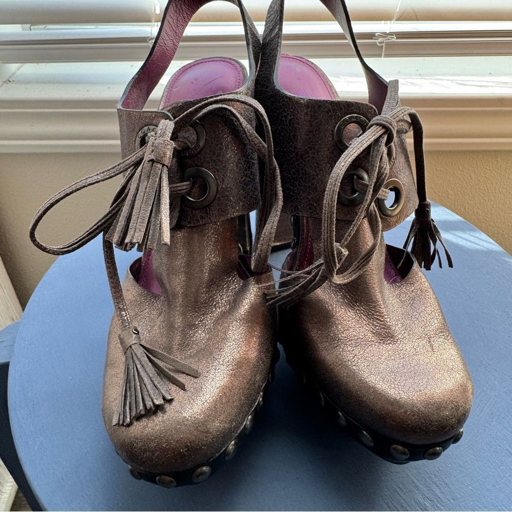 Coach ♥ Poppy Bronze Studded Platform Heels – Size 7.5 - Picture 12 of 15